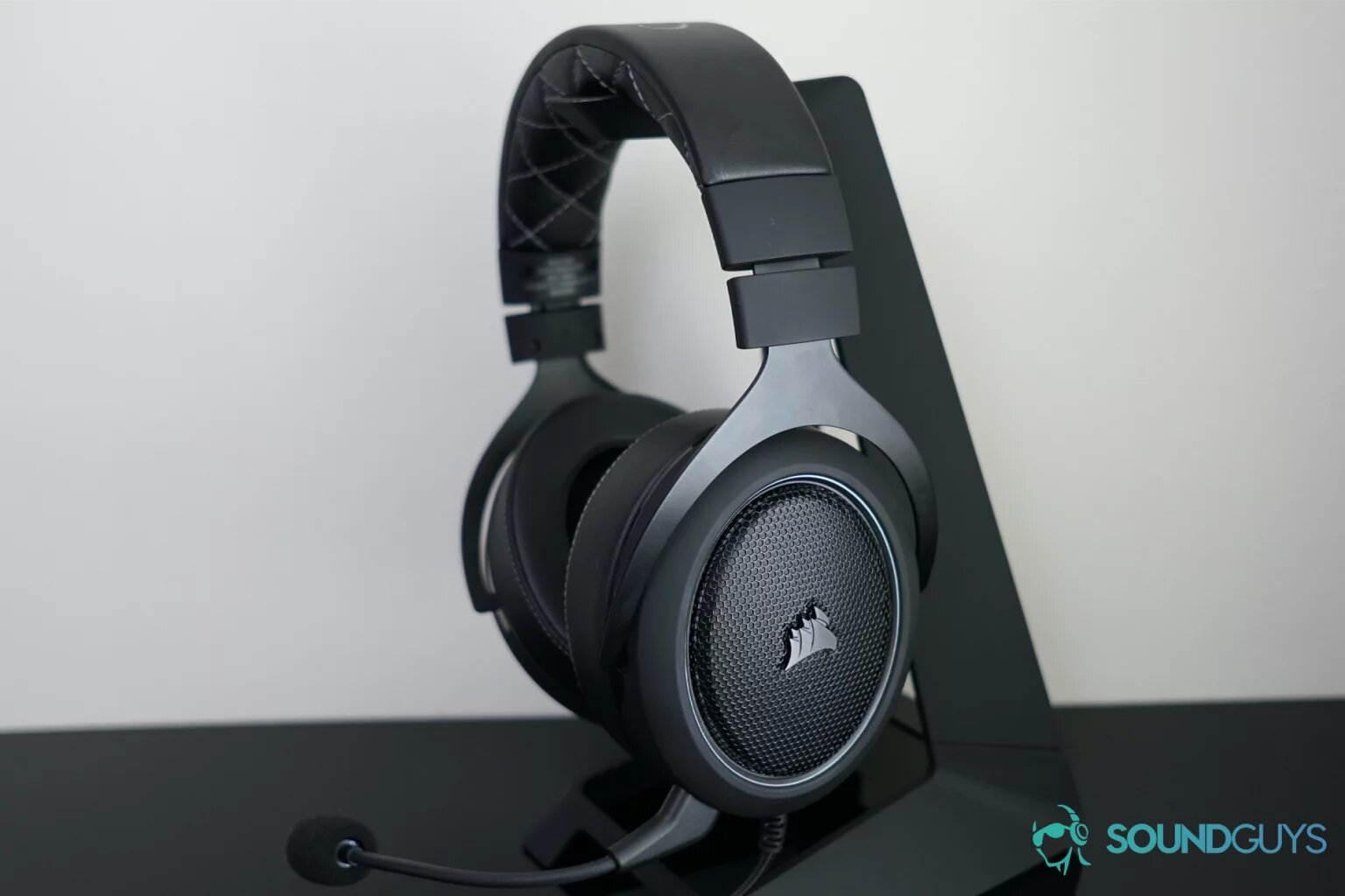 Corsair HS60 PRO Surround Carbon огляд