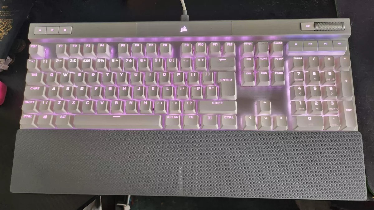 Огляд Corsair K70 RGB OPX